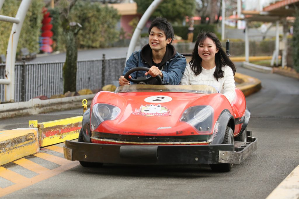 ゴーカート ファミリーコース アトラクション よみうりランド遊園地